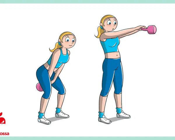 Donna esegue un affondo rumeno con kettlebell. Prima in posizione accovacciata, poi in piedi con il peso sollevato.